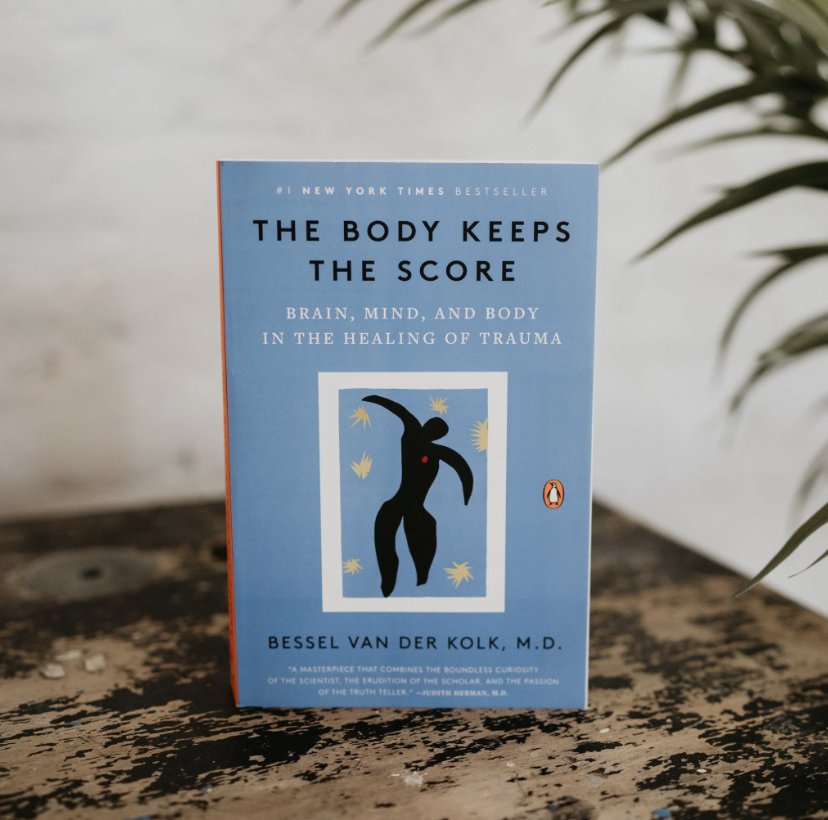 How The Body Keeps the Score Explains Trauma’s Impact and Healing？